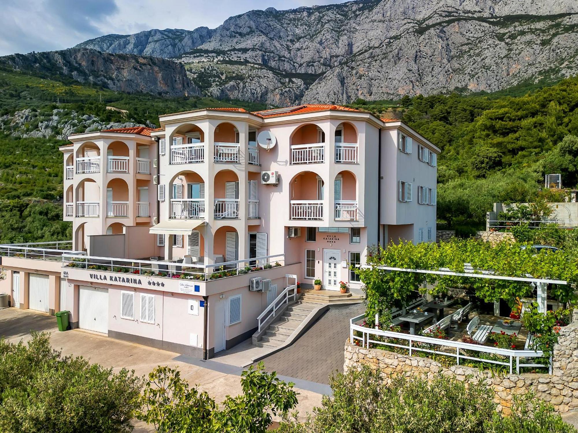 Apartments Villa Katarina Tučepi Eksteriør billede
