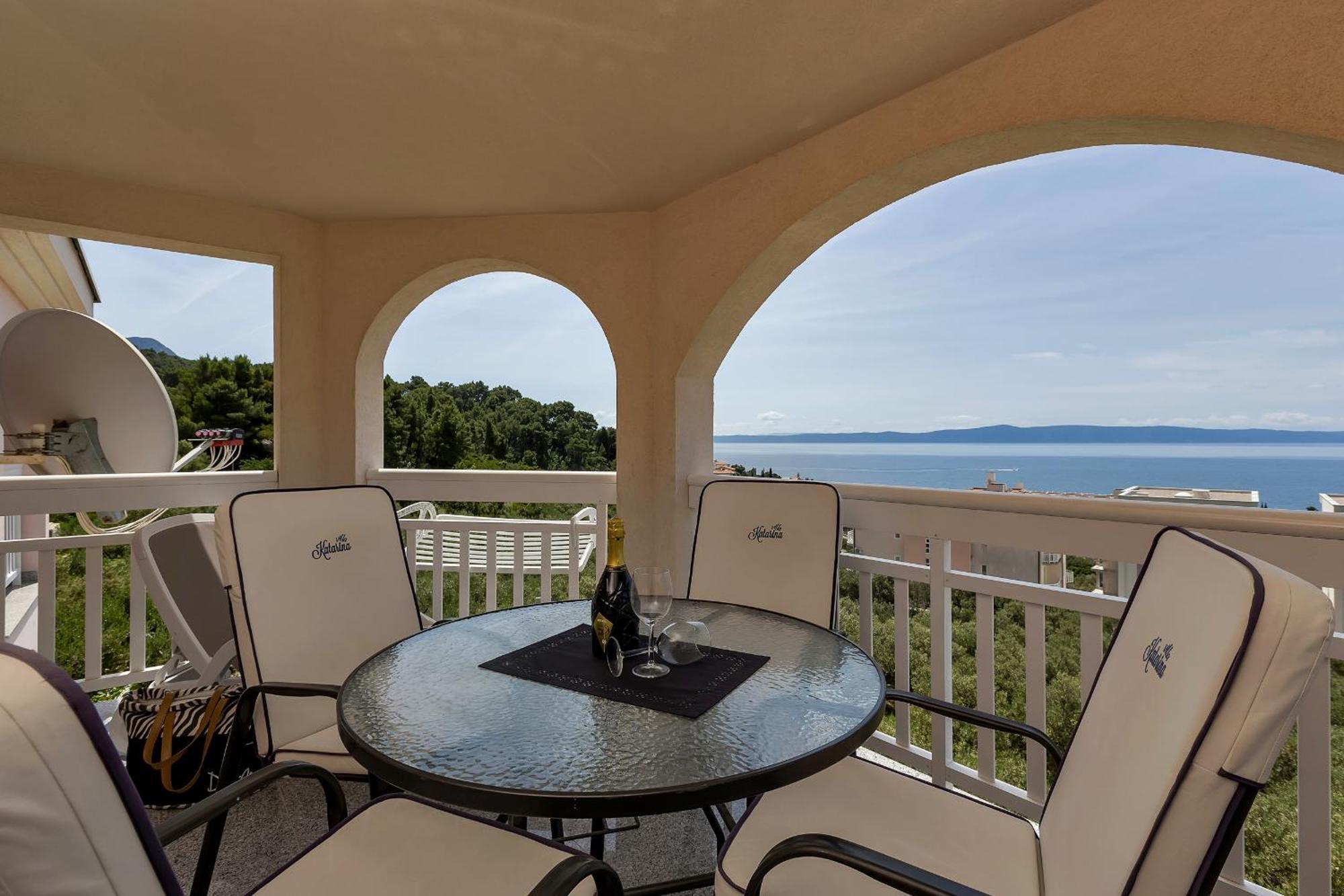 Apartments Villa Katarina Tučepi Eksteriør billede