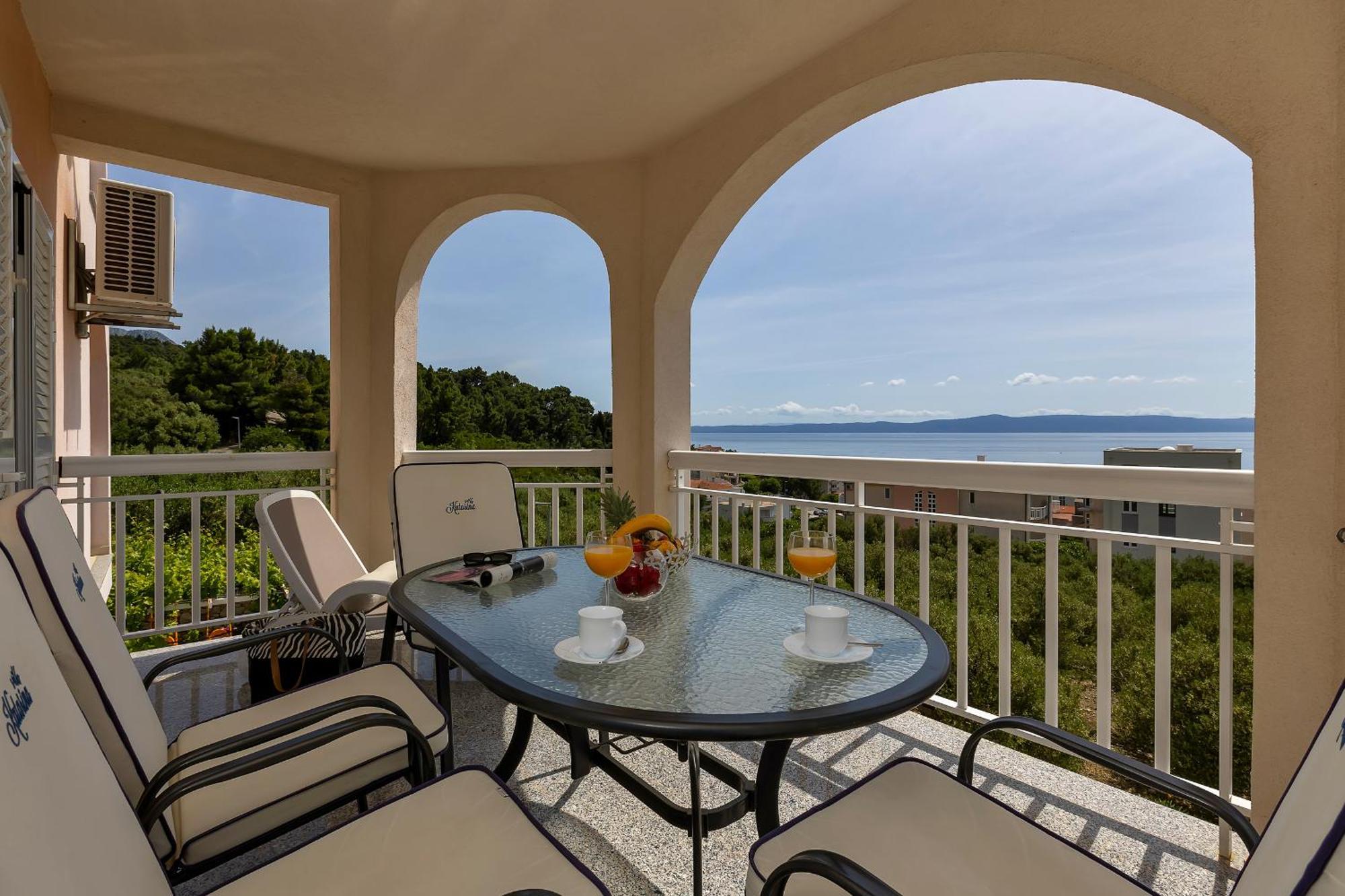 Apartments Villa Katarina Tučepi Værelse billede