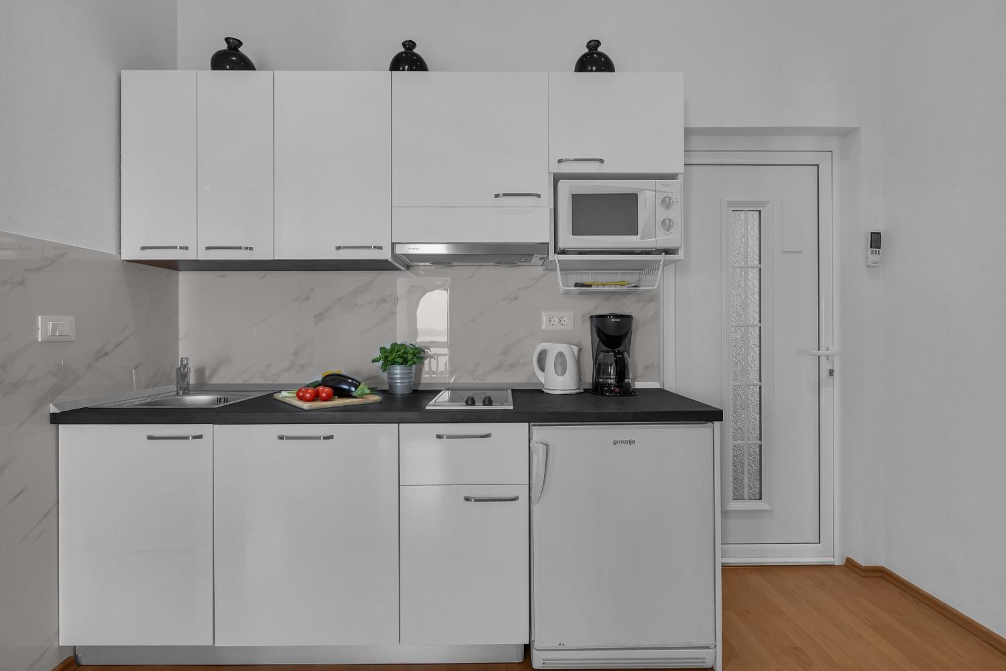 Apartments Villa Katarina Tučepi Eksteriør billede