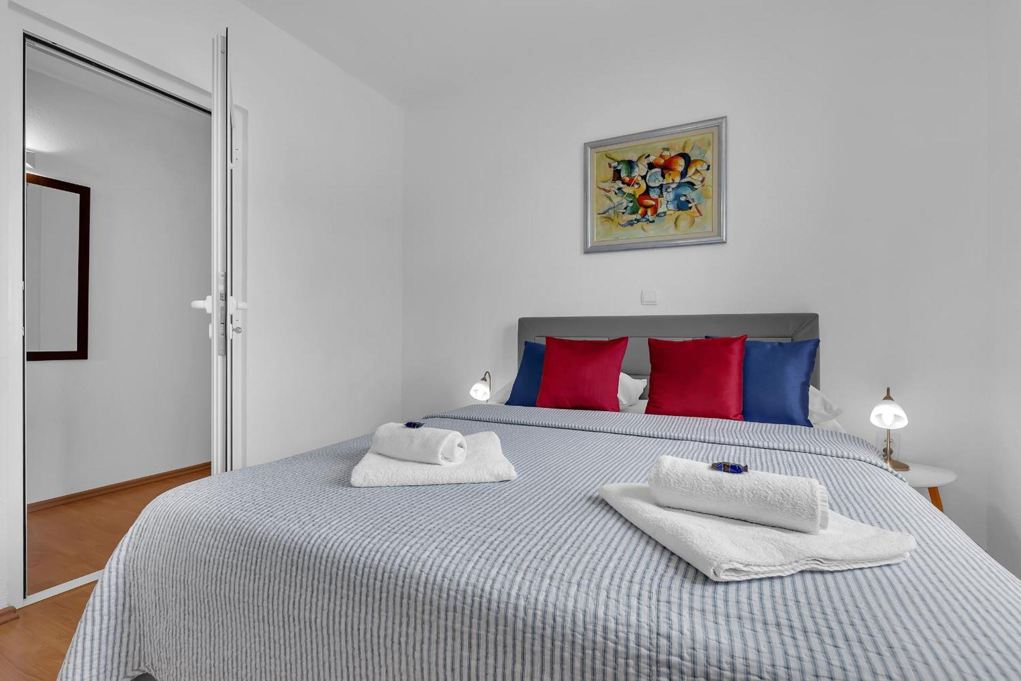 Apartments Villa Katarina Tučepi Værelse billede