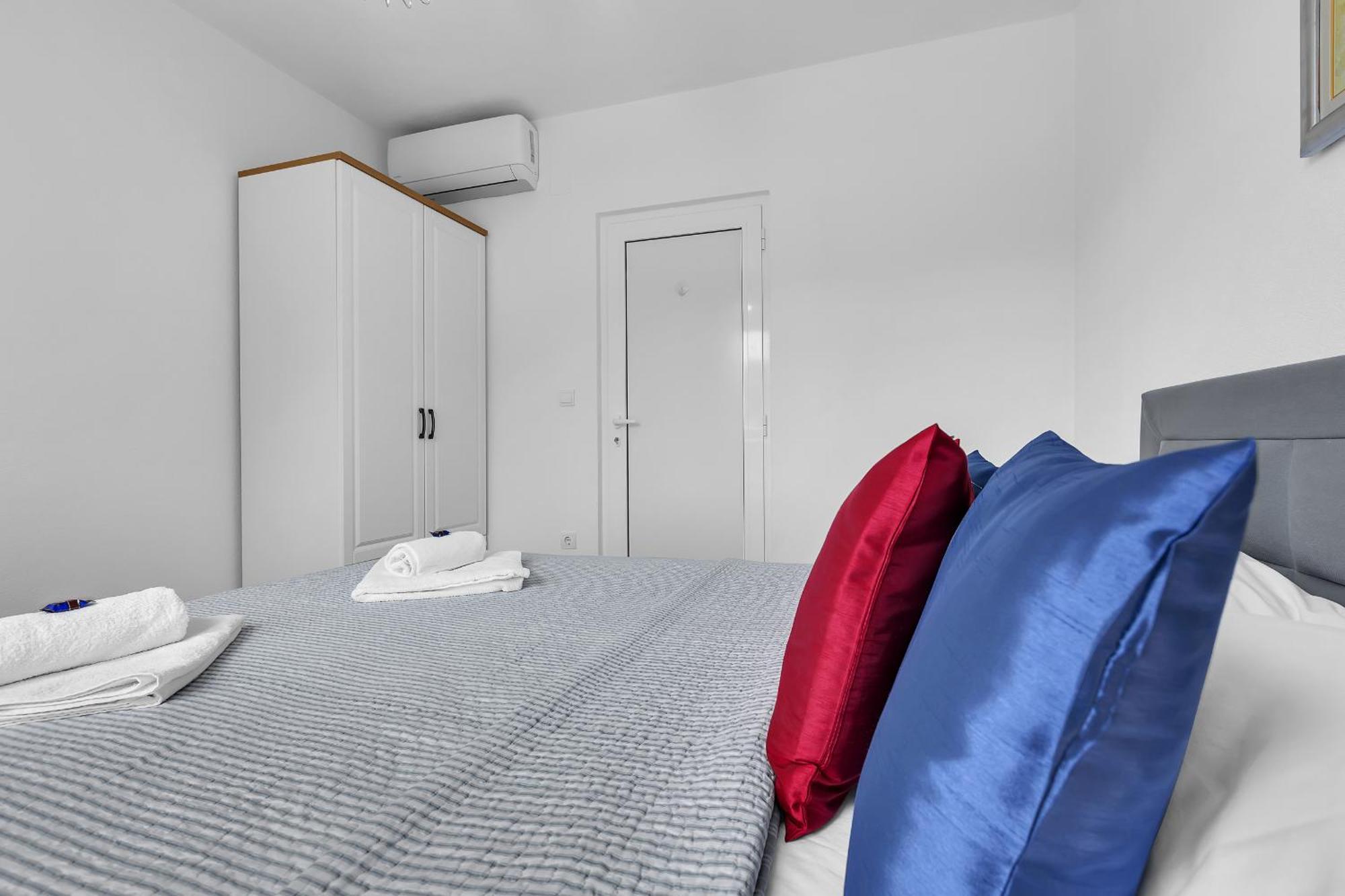 Apartments Villa Katarina Tučepi Eksteriør billede