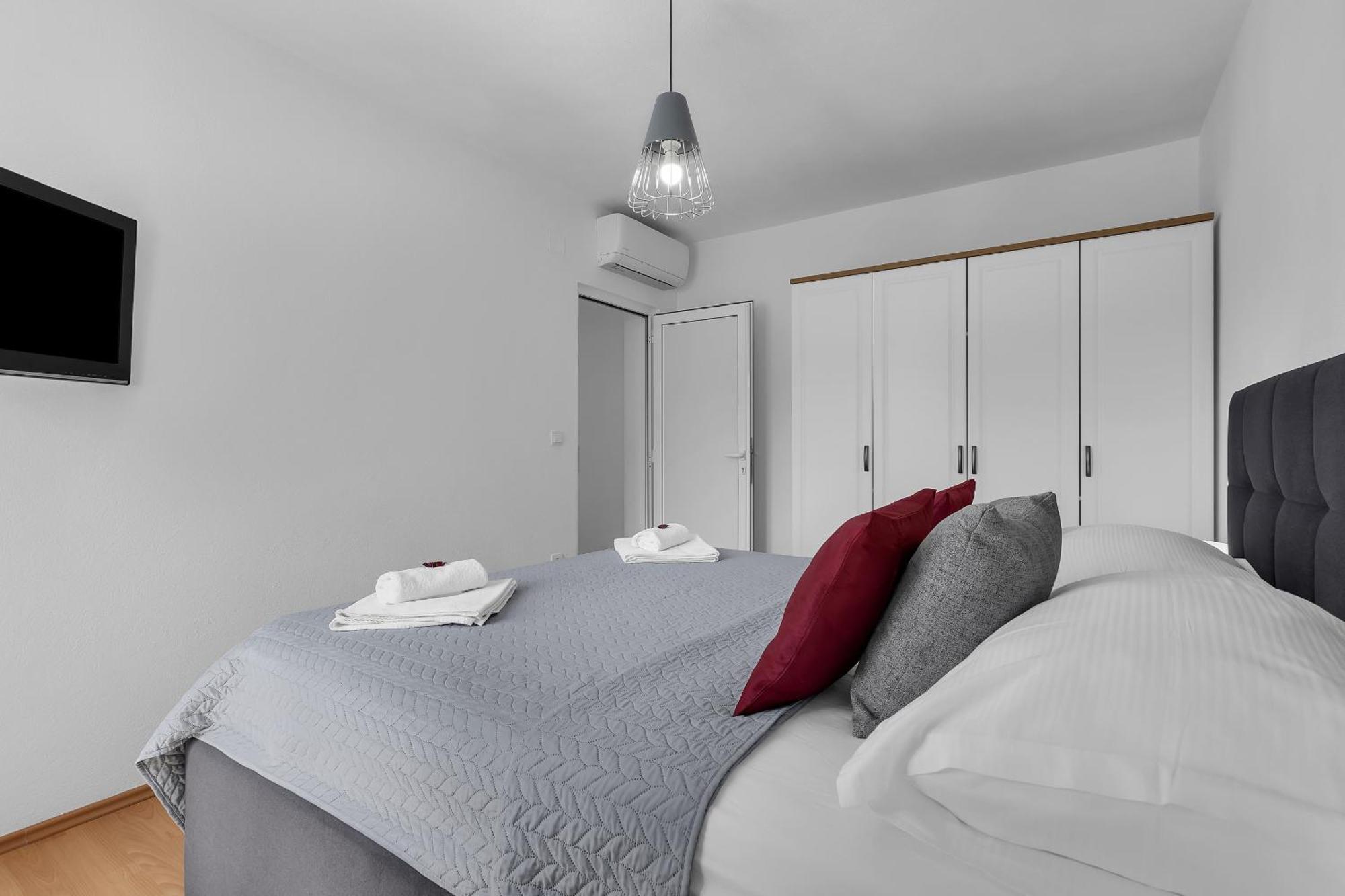 Apartments Villa Katarina Tučepi Eksteriør billede