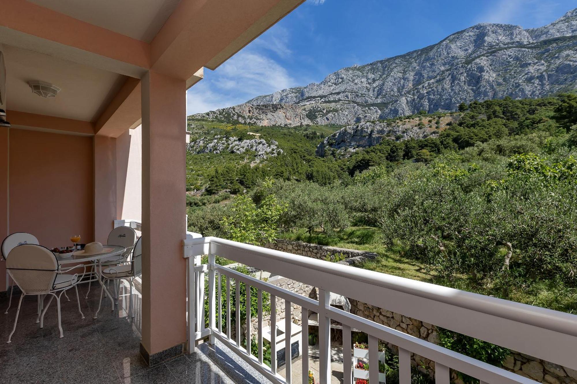 Apartments Villa Katarina Tučepi Værelse billede